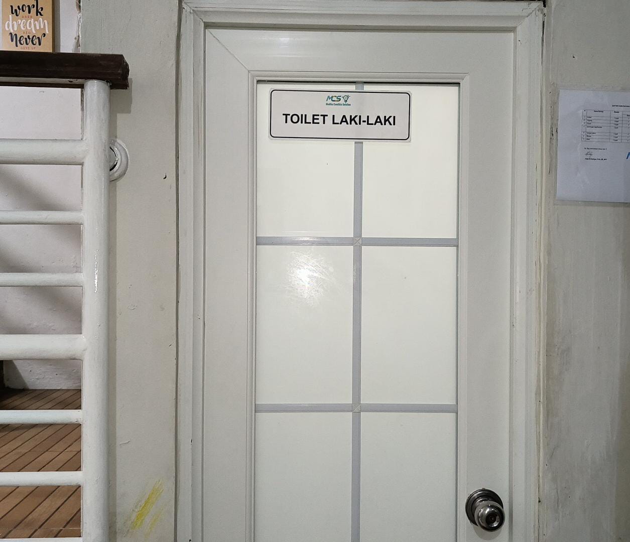 Description of the image